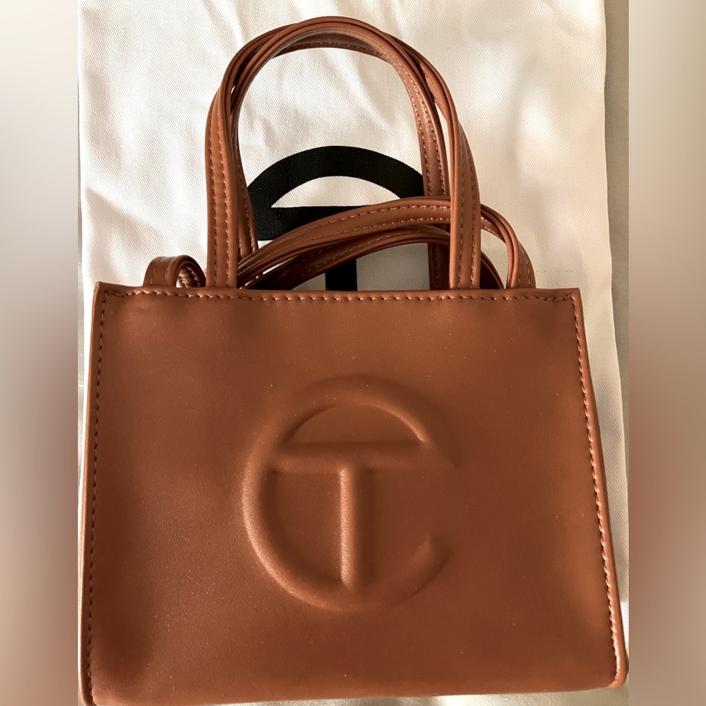 Tan Telfar Small